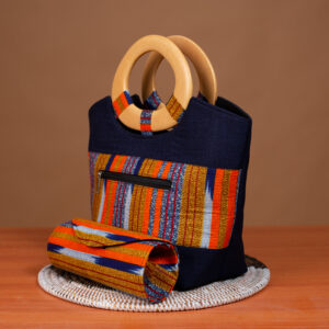Sac Wax Femme Baoulé Bleu Nuit avec Poignée Bois et Portefeuille – Fait Main au Sénégal