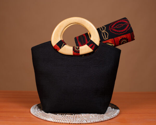 Sac Wax Femme Noir avec Poignée Bois et Portefeuille – Fait Main au Sénégal – Image 3