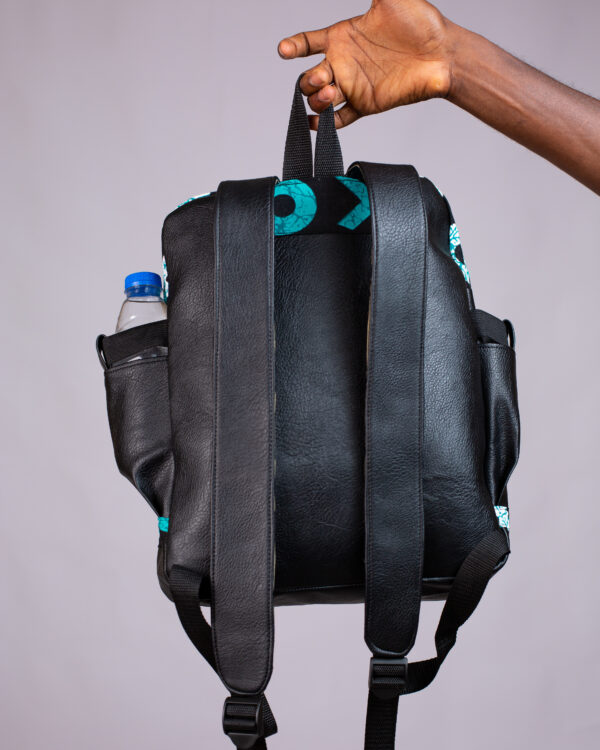 Naza Bag – Sac à Dos Unisexe Wax Turquoise & Similicuir Fait Main au Sénégal – Image 3